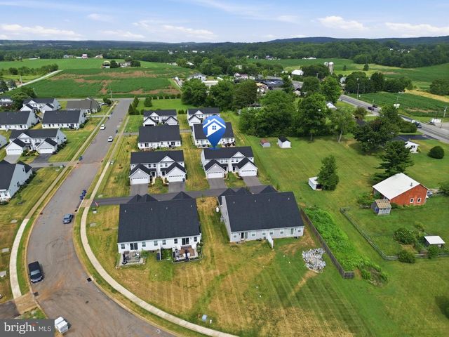 7450 SAINT PATRICK CT, Abbottstown, PA 17301