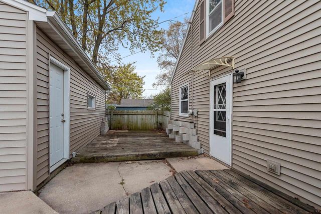 1175 THOMAS STREET, Green Bay, WI 54303