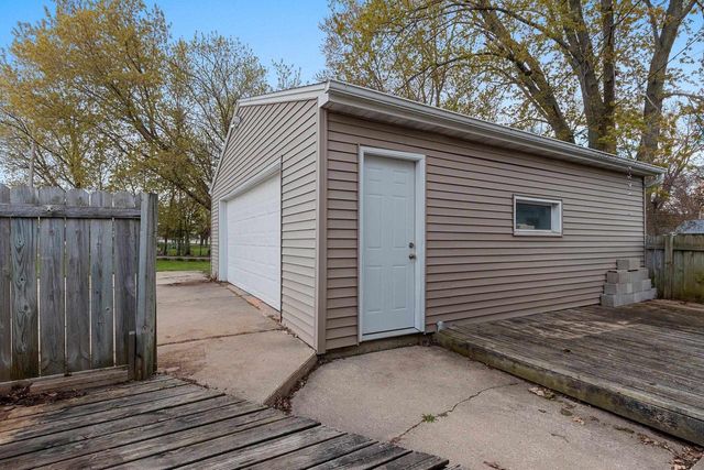 1175 THOMAS STREET, Green Bay, WI 54303