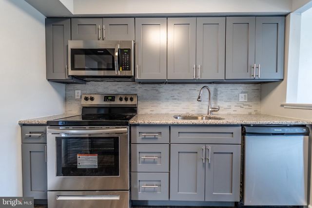 74 KANABE DR, Westampton, NJ 08060