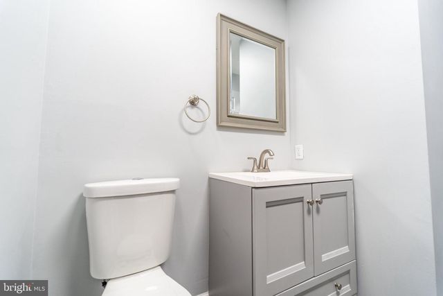 74 KANABE DR, Westampton, NJ 08060