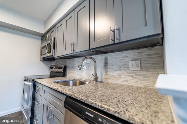 74 KANABE DR, Westampton, NJ 08060