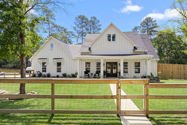 15245 Alchester Lane, Plantersville, TX 77363