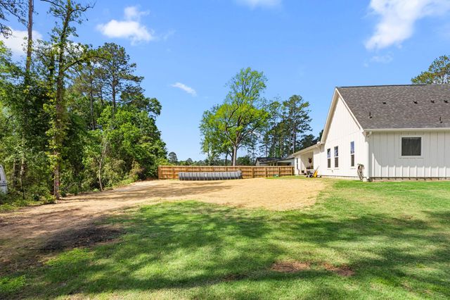 15245 Alchester Lane, Plantersville, TX 77363