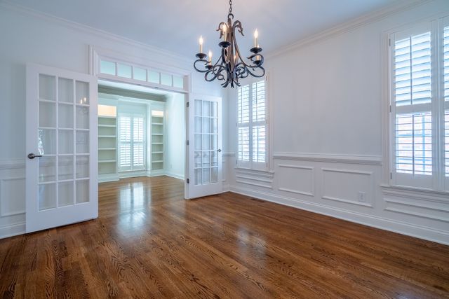 668 Springlake Dr, Franklin, TN 37064