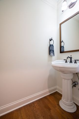 668 Springlake Dr, Franklin, TN 37064
