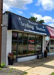 33205 S Ford Road, Garden City, MI 48135