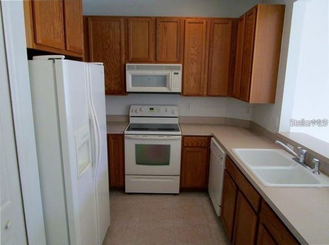 4213 VIA PIEDRA CIRCLE 8-104, Sarasota, FL 34233