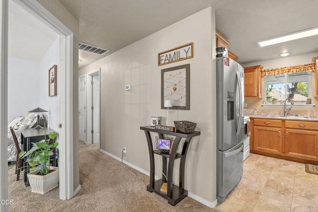 2872 Galaxy Way, Grants Pass, OR 97527