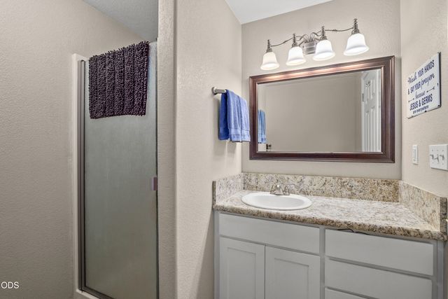 2872 Galaxy Way, Grants Pass, OR 97527