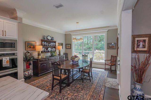 7521 Northlake Dr., Tyler, TX 75703