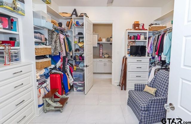 7521 Northlake Dr., Tyler, TX 75703