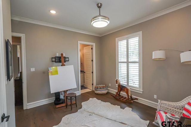 7521 Northlake Dr., Tyler, TX 75703