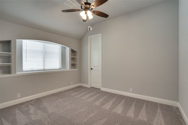 308 Moss Cove Drive, Aubrey, TX 76227