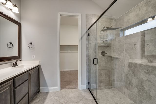 308 Moss Cove Drive, Aubrey, TX 76227