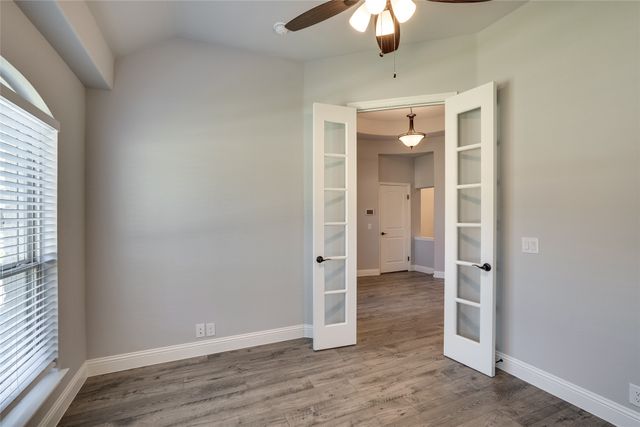 308 Moss Cove Drive, Aubrey, TX 76227