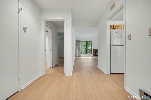 4 Heritage Crest C, Southbury, CT 06488