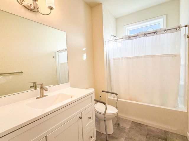 115 Horseshoe Circle, Milton, VT 05468