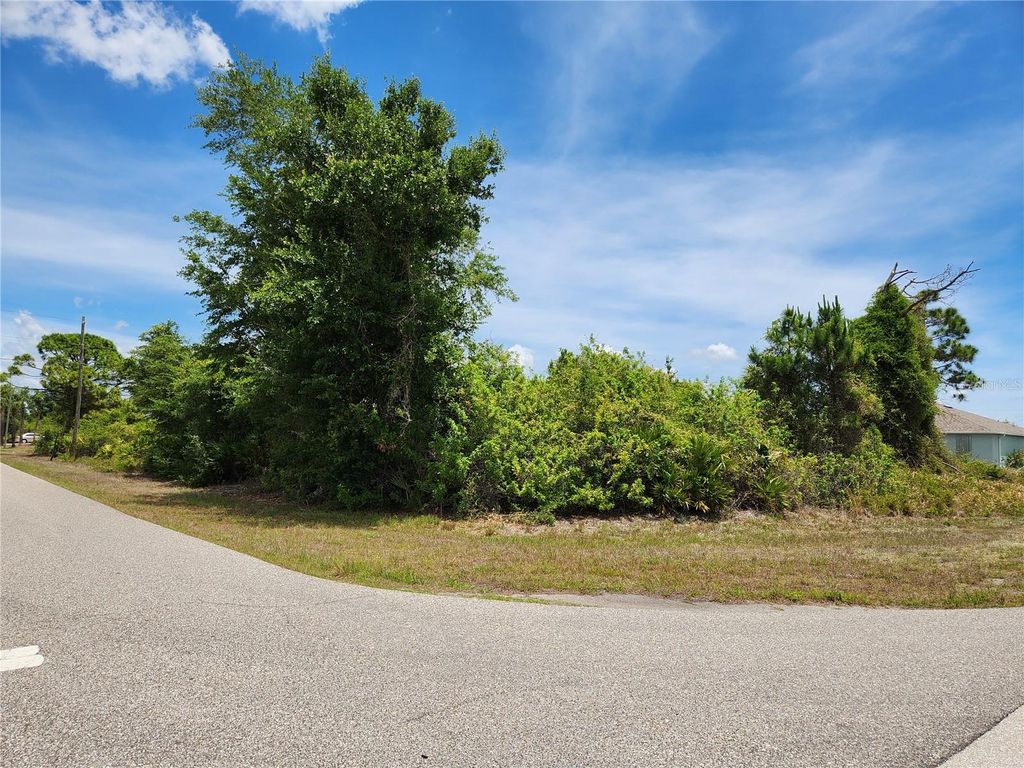 13128 FORESMAN BOULEVARD, Port Charlotte, FL 33981