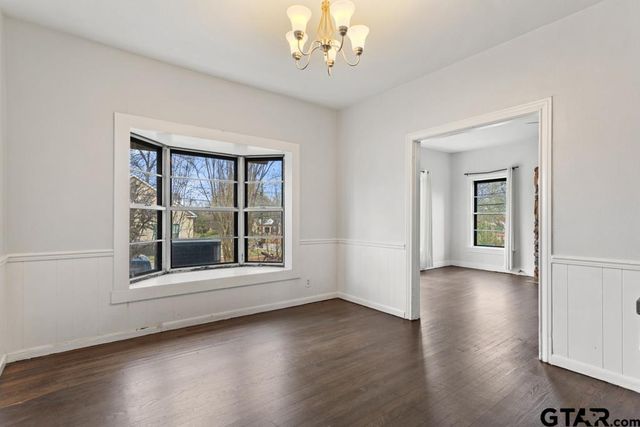 1015 Donnybrook Ave, Tyler, TX 75701