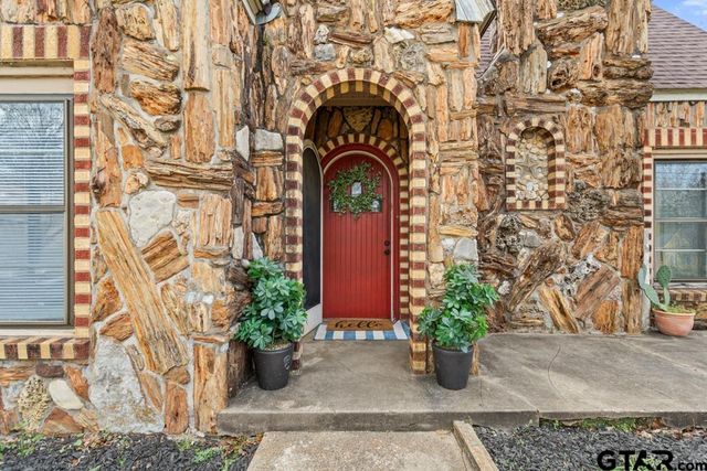 1015 Donnybrook Ave, Tyler, TX 75701