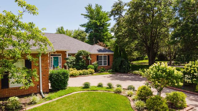 4736 Firebrook Boulevard, Lexington, KY 40513