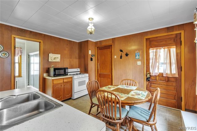 115 Fuller Avenue, Tonawanda, NY 14150