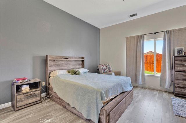 17592 Electra Drive, Victorville, CA 92395