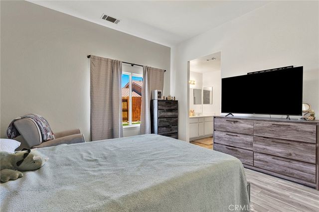 17592 Electra Drive, Victorville, CA 92395