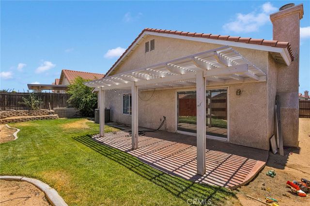 17592 Electra Drive, Victorville, CA 92395