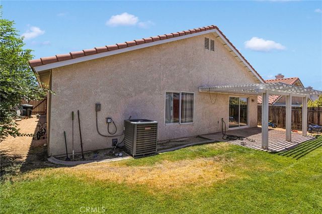 17592 Electra Drive, Victorville, CA 92395