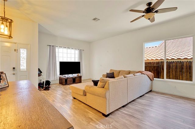 17592 Electra Drive, Victorville, CA 92395