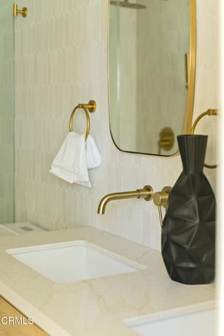 4170 4th Avenue, Los Angeles, CA 90008