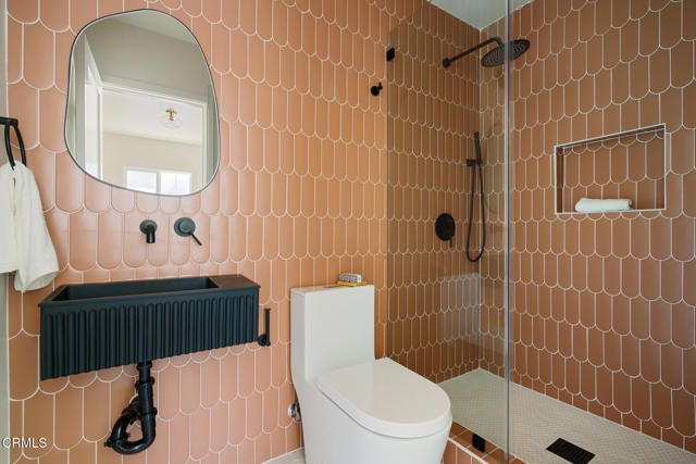 4170 4th Avenue, Los Angeles, CA 90008