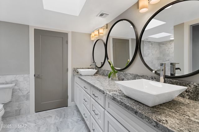 2302 N Camino Cascabel, Tucson, AZ 85749