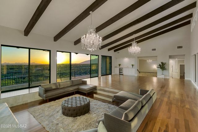 2302 N Camino Cascabel, Tucson, AZ 85749