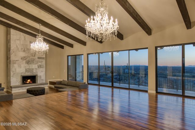 2302 N Camino Cascabel, Tucson, AZ 85749