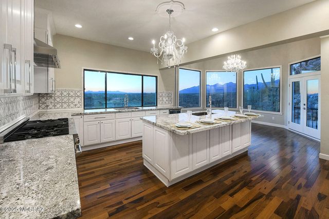 2302 N Camino Cascabel, Tucson, AZ 85749