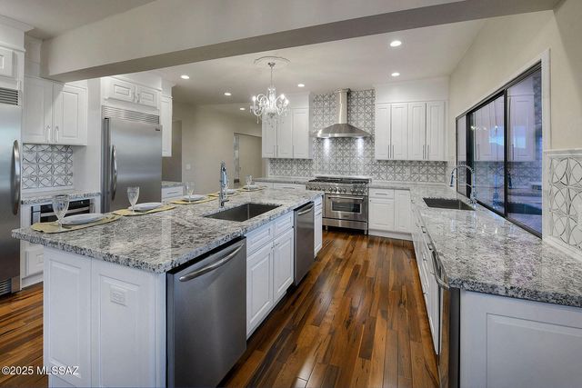 2302 N Camino Cascabel, Tucson, AZ 85749