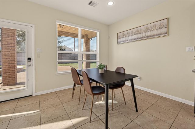 2208 Hannah Creek Court, Pearland, TX 77089