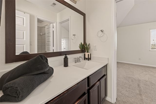 2208 Hannah Creek Court, Pearland, TX 77089