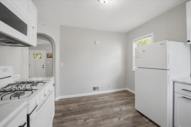 602 E End Avenue, Evansdale, IA 50707