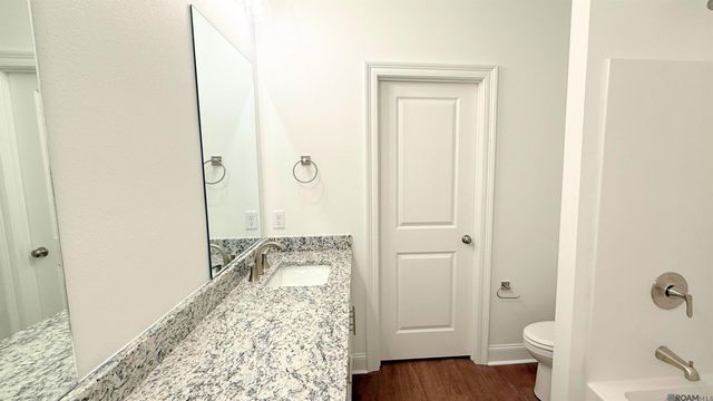 515 S Iberville Ave, Gonzales, LA 70737