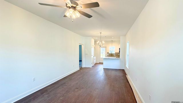 515 S Iberville Ave, Gonzales, LA 70737