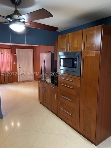 6404 SW 23rd St 1, Miramar, FL 33023