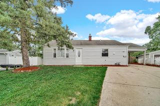 317 Tee Lane, Carpentersville, IL 60110