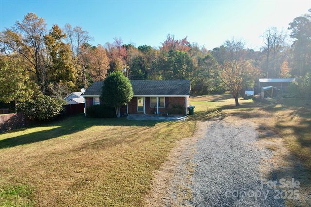 2446 Sam Newell Road, Matthews, NC 28104