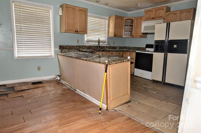 2446 Sam Newell Road, Matthews, NC 28104