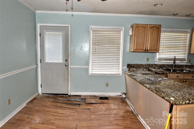 2446 Sam Newell Road, Matthews, NC 28104