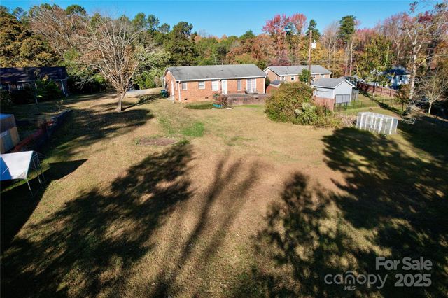 2446 Sam Newell Road, Matthews, NC 28104